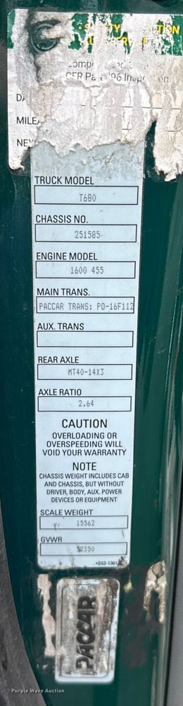 image for item EV1868 2019 Kenworth T680 semi truck