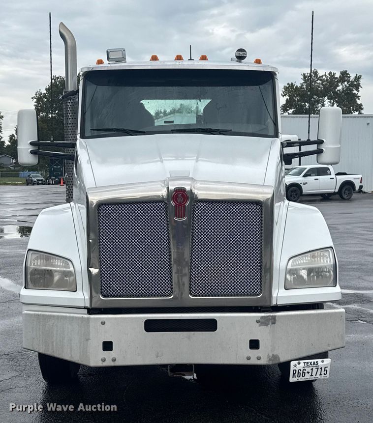 CAMIóN 2019 KENWORTH