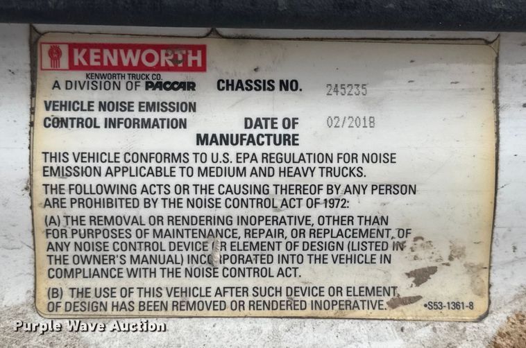 image for item EV1873 2019 Kenworth T880 semi truck