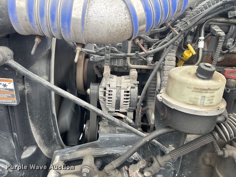 image for item EV1873 2019 Kenworth T880 semi truck