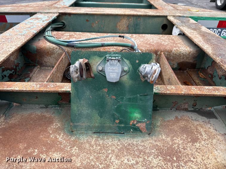 image for item EV1874 2002 Chassis King container trailer