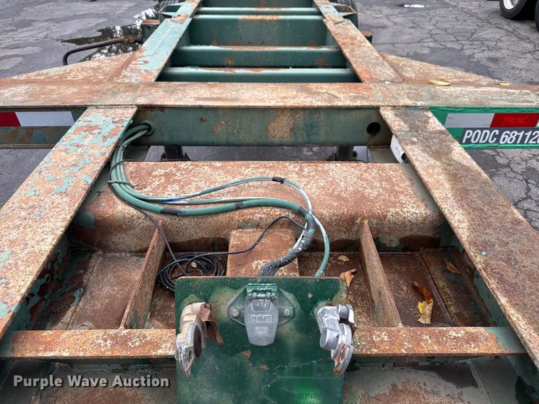 image for item EV1874 2002 Chassis King container trailer