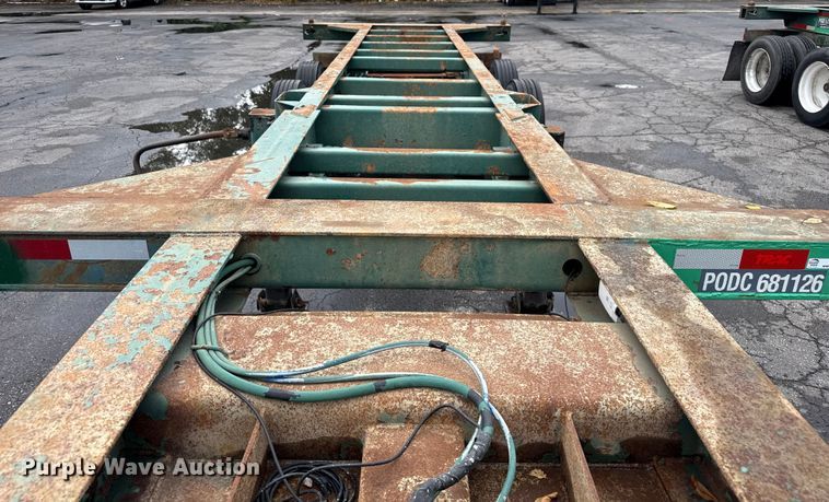 image for item EV1874 2002 Chassis King container trailer