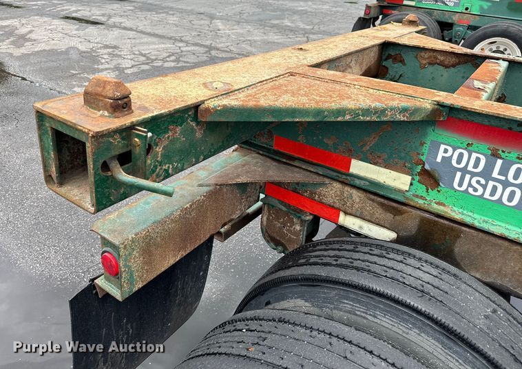 image for item EV1874 2002 Chassis King container trailer