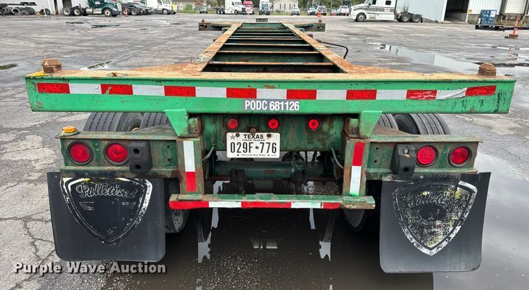 image for item EV1874 2002 Chassis King container trailer