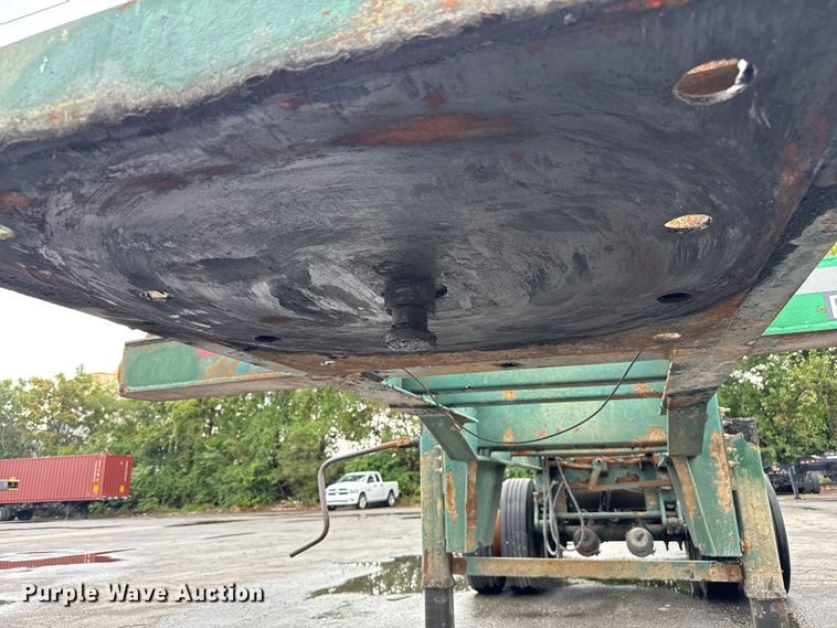 image for item EV1874 2002 Chassis King container trailer