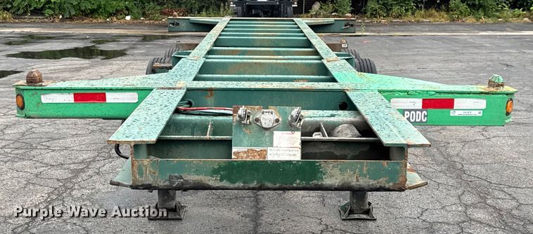 image for item EV1875 2002 Chassis King container trailer