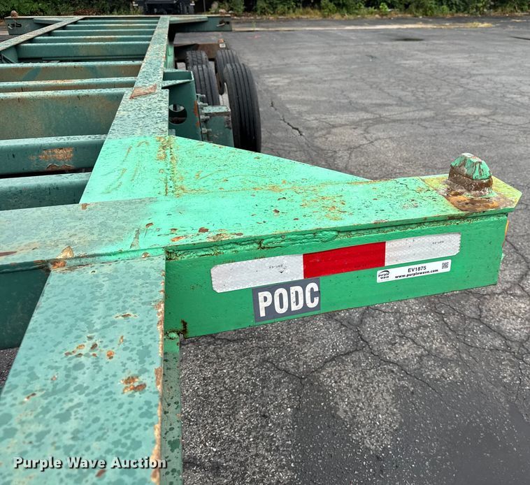 image for item EV1875 2002 Chassis King container trailer