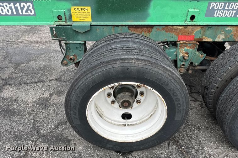 image for item EV1875 2002 Chassis King container trailer