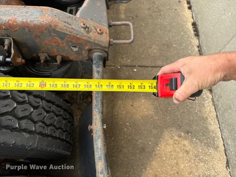 image for item EV1877 2008 Volvo  VNL semi truck