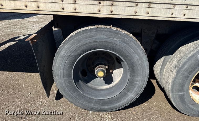 image for item EV1884 1998 Wabash dry van trailer