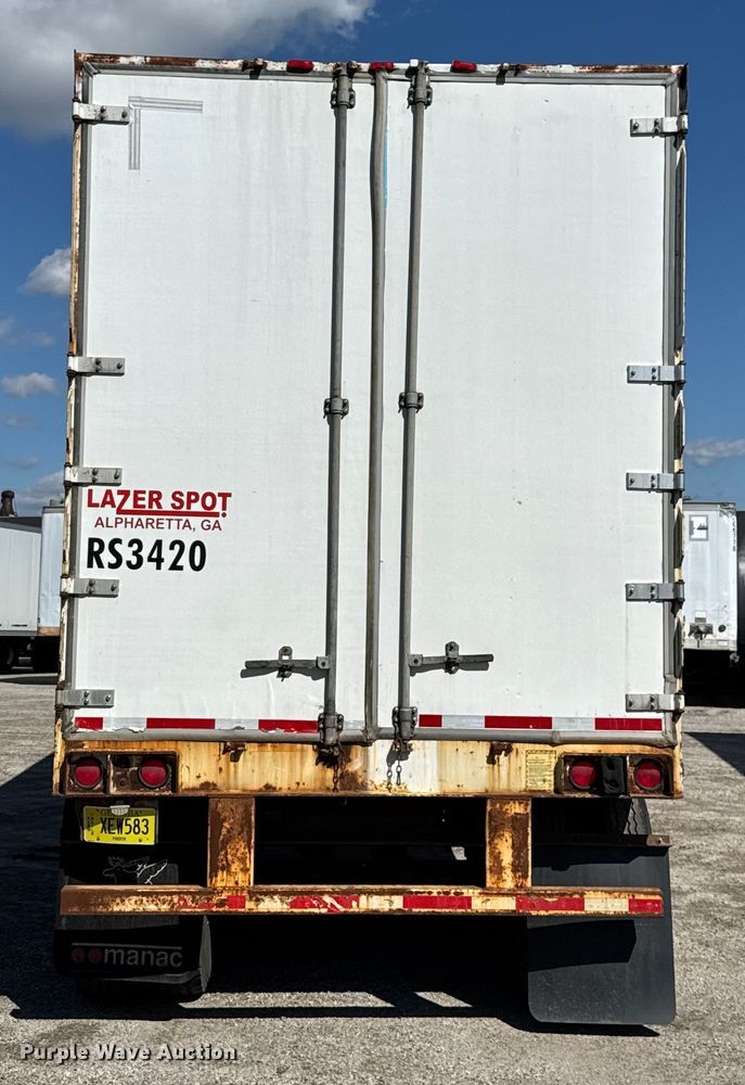 image for item EV1885 2002 Manac dry van trailer