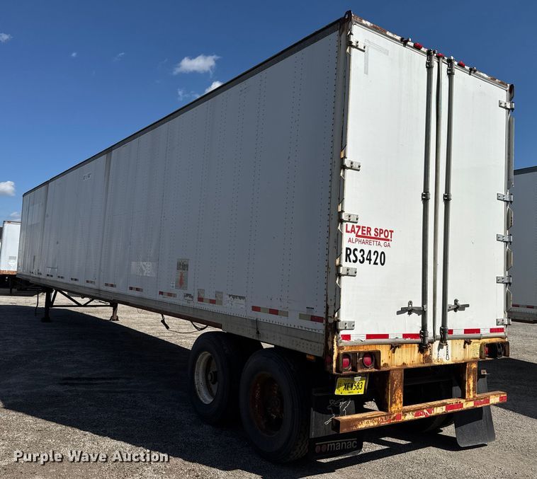 image for item EV1885 2002 Manac dry van trailer