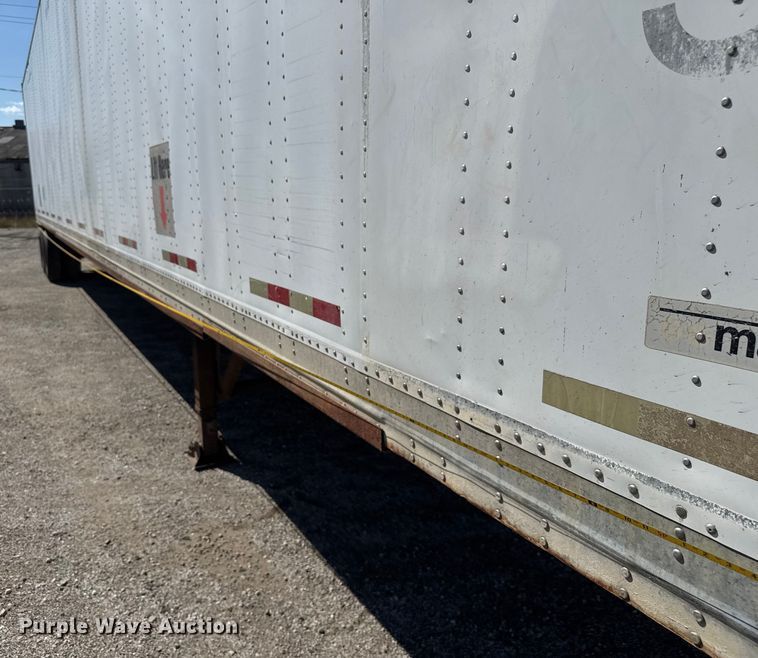 image for item EV1885 2002 Manac dry van trailer