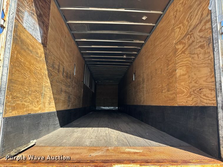 image for item EV1885 2002 Manac dry van trailer