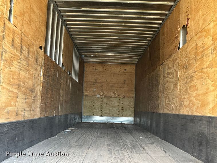 image for item EV1885 2002 Manac dry van trailer