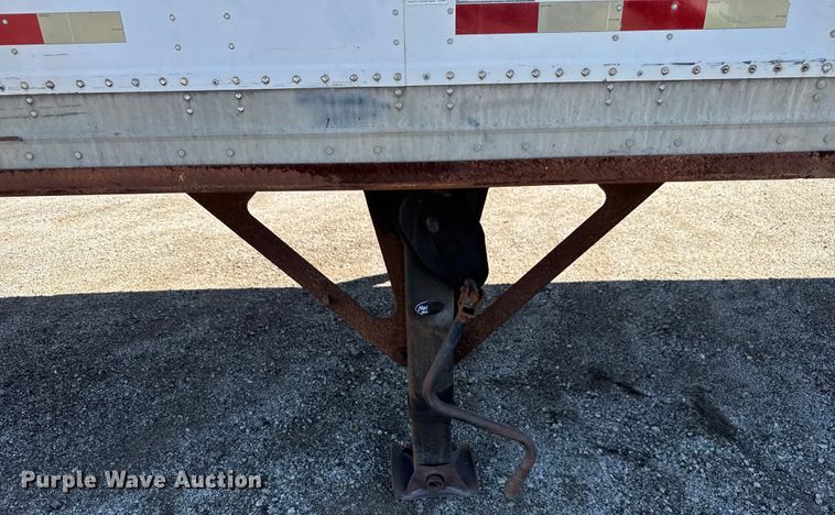 image for item EV1886 2002 Manac dry van trailer