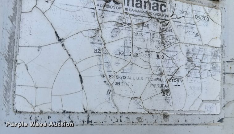 image for item EV1886 2002 Manac dry van trailer