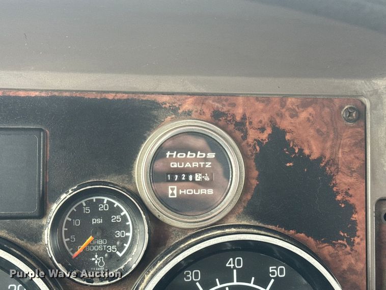 image for item EV1900 2003 Kenworth T600 semi truck