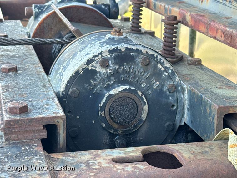 image for item EV1958 1997 International 4700 rollback truck