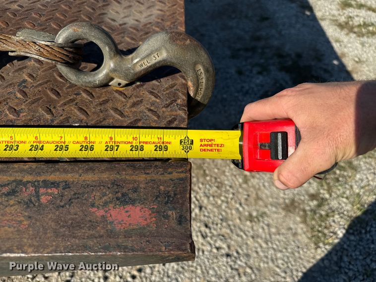 image for item EV1958 1997 International 4700 rollback truck