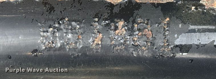 image for item EV1986 2004 Kenworth T800 semi truck