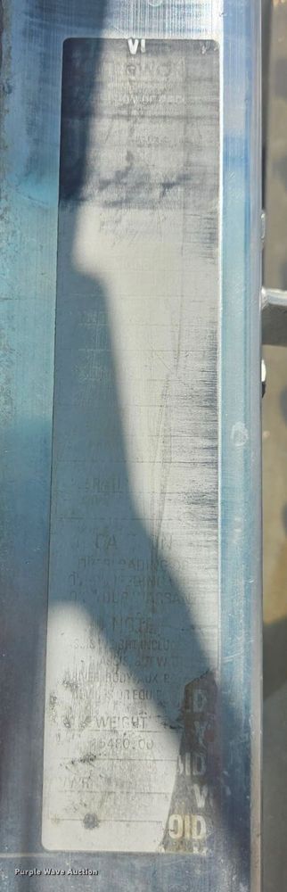 image for item EV1986 2004 Kenworth T800 semi truck