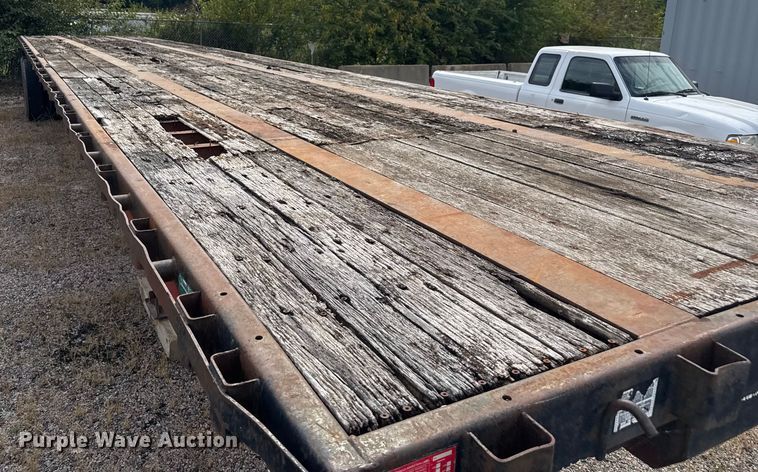 image for item EV1988 1987 Dorsey flatbed trailer