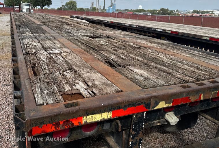 image for item EV1988 1987 Dorsey flatbed trailer