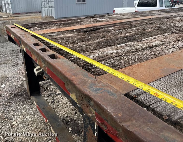 image for item EV1988 1987 Dorsey flatbed trailer