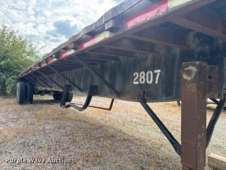 image for item EV1988 1987 Dorsey flatbed trailer