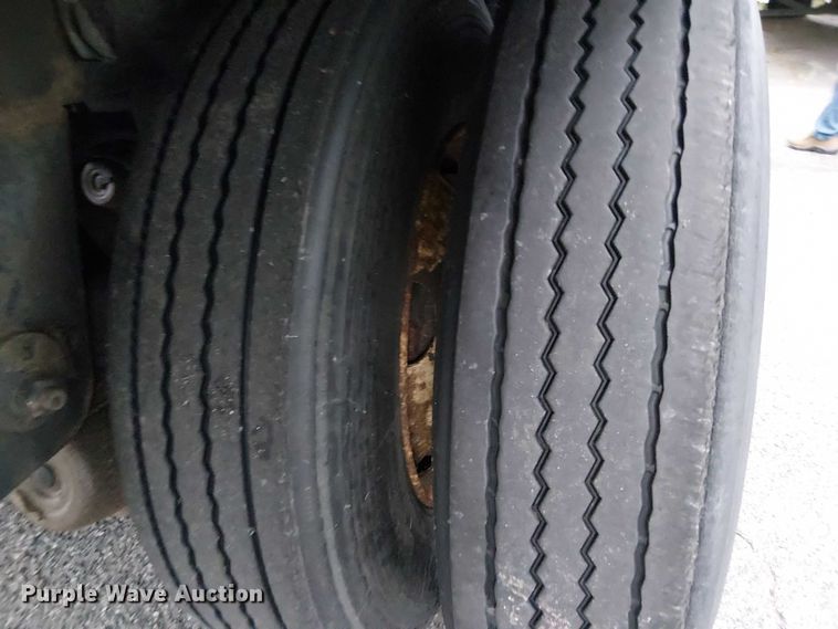 image for item EV5267 2013 Great Dane dry van trailer