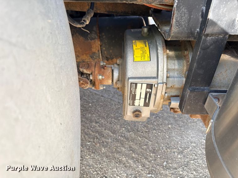 image for item ND9414 1999 Kenworth T800 semi truck