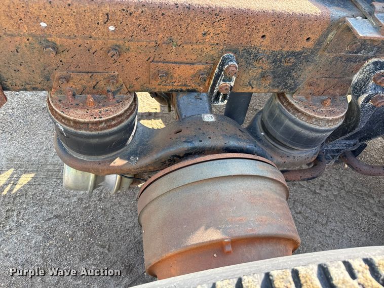 image for item ND9414 1999 Kenworth T800 semi truck