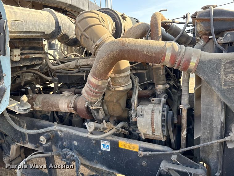 image for item ND9414 1999 Kenworth T800 semi truck