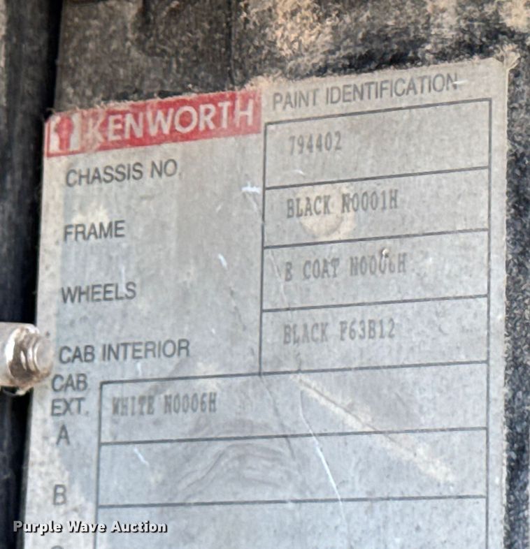 image for item ND9414 1999 Kenworth T800 semi truck