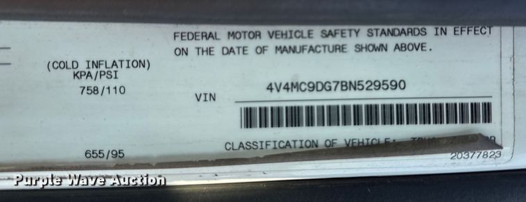 image for item ND9415 2011 Volvo Truck VNM semi truck