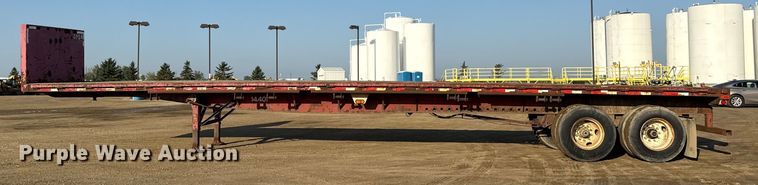 image for item ND9423 2001 Great Dane flatbed trailer