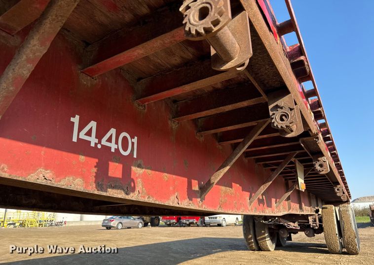 image for item ND9423 2001 Great Dane flatbed trailer