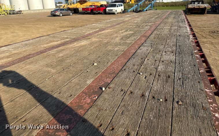 image for item ND9423 2001 Great Dane flatbed trailer