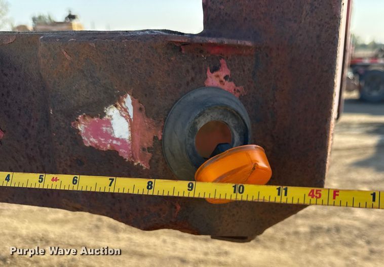 image for item ND9423 2001 Great Dane flatbed trailer