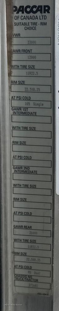 image for item NU9667 2015 Peterbilt 337 truck cab and chassis