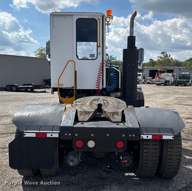 image for item NU9695 2016 Kalmar Ottawa T2 yard truck