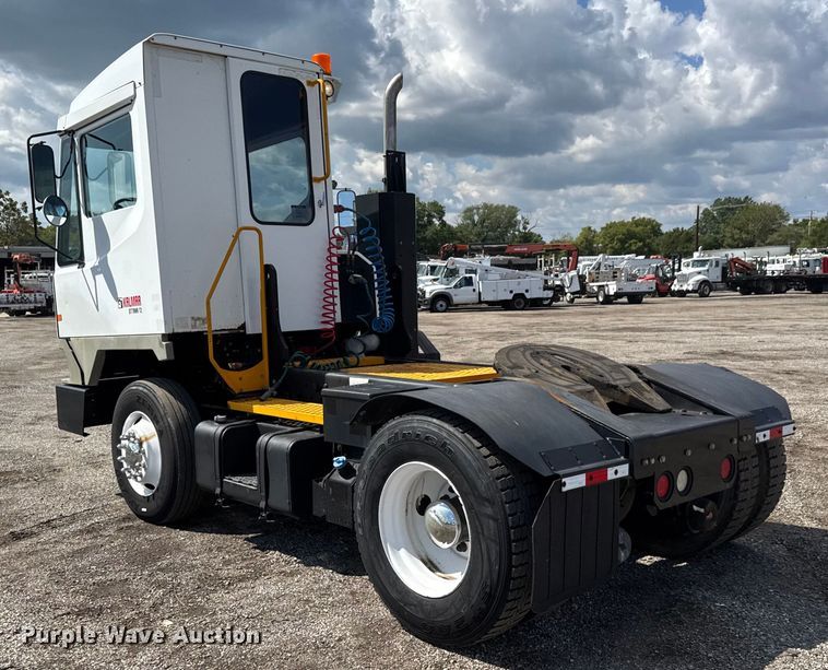 image for item NU9695 2016 Kalmar Ottawa T2 yard truck