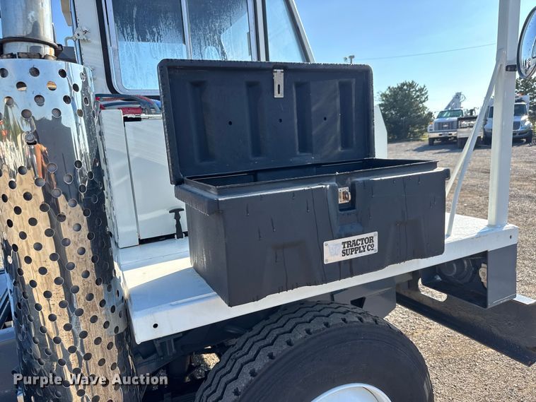 image for item NU9703 1982 Ottawa Commando 30 yard truck