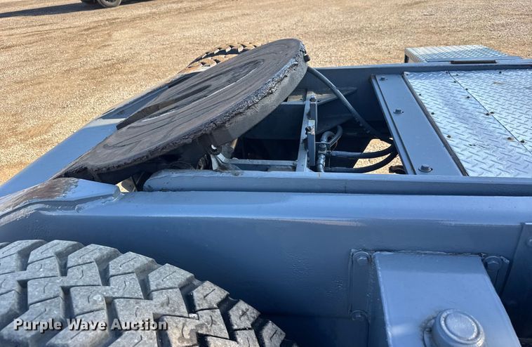 image for item NU9703 1982 Ottawa Commando 30 yard truck