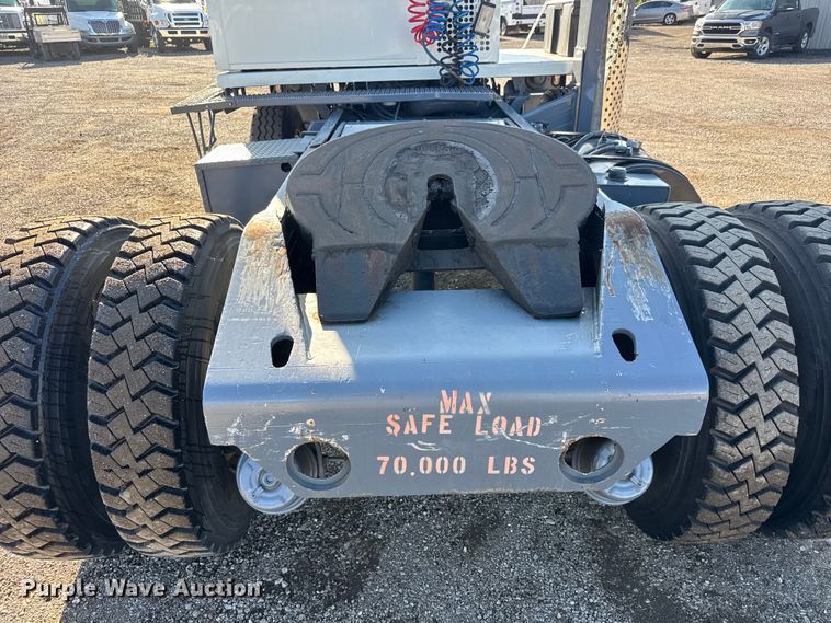 image for item NU9703 1982 Ottawa Commando 30 yard truck