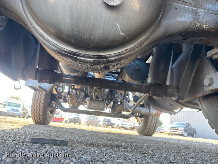 image for item NU9703 1982 Ottawa Commando 30 yard truck