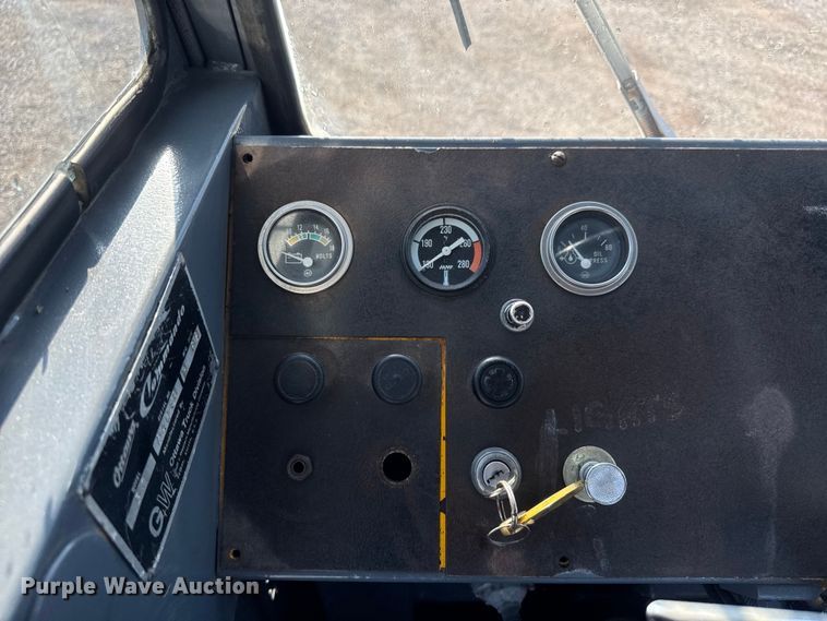 image for item NU9703 1982 Ottawa Commando 30 yard truck