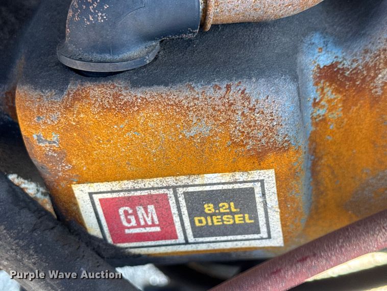 image for item NU9703 1982 Ottawa Commando 30 yard truck